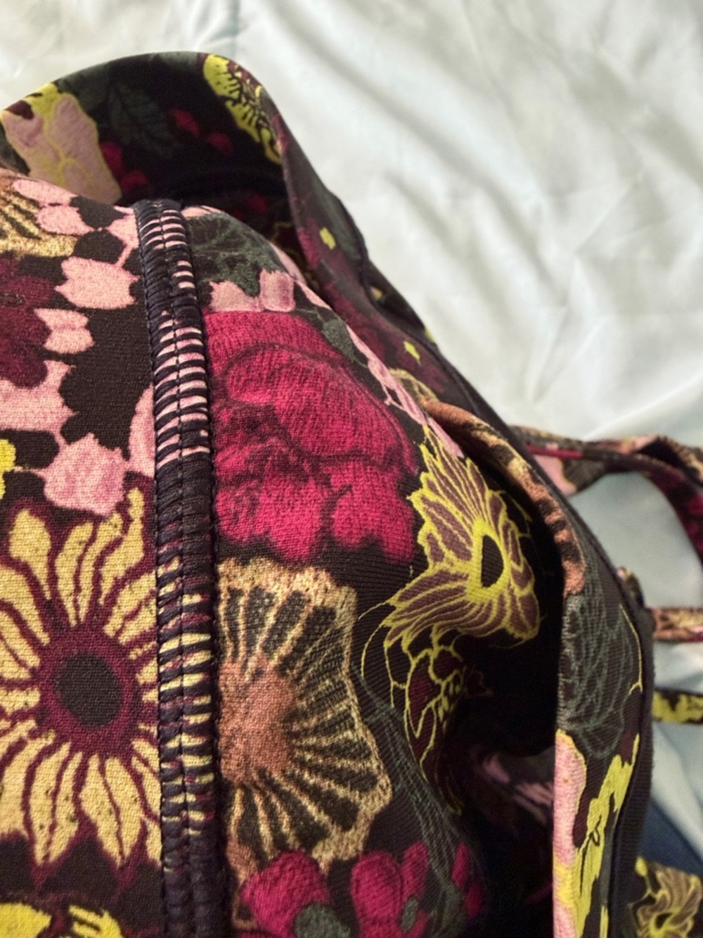 lululemon athletica Floral Strappy Sports Bra in Black, Pink and Yellow size 4 - Picture 6 of 6